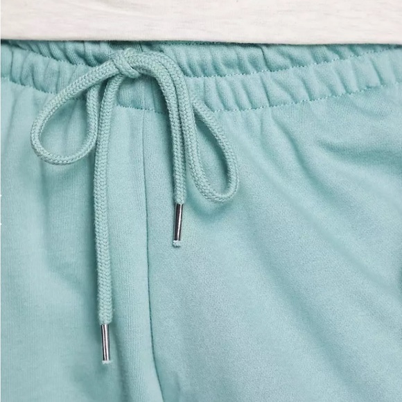 ASOS Design Shorts - Picture 3 of 5